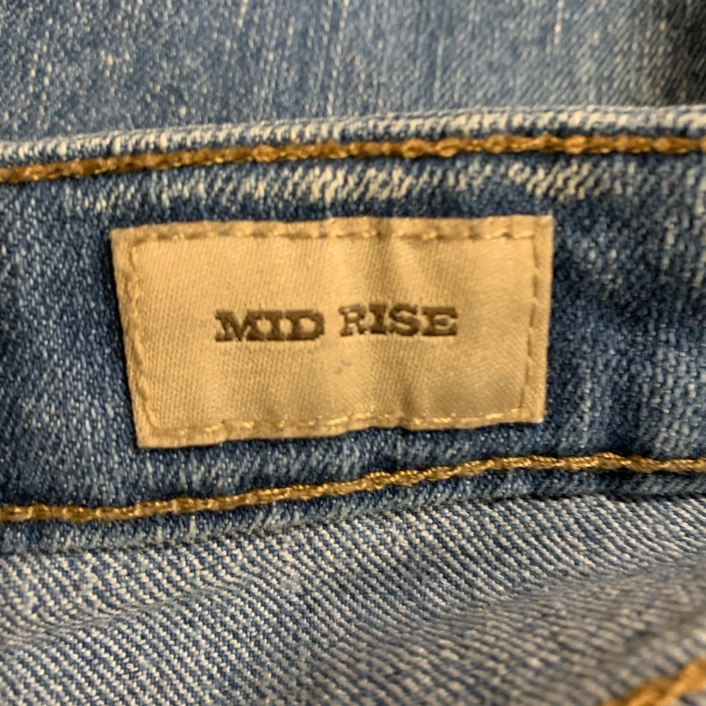 Women's Denim Bermuda Shorts - Picture 4 of 5